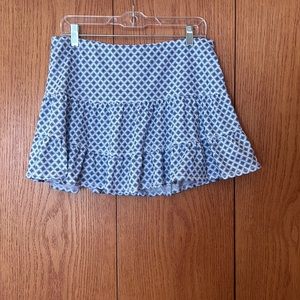 Lucky in Love tennis skirt size L (12) with interior shorts, white/blue pattern
